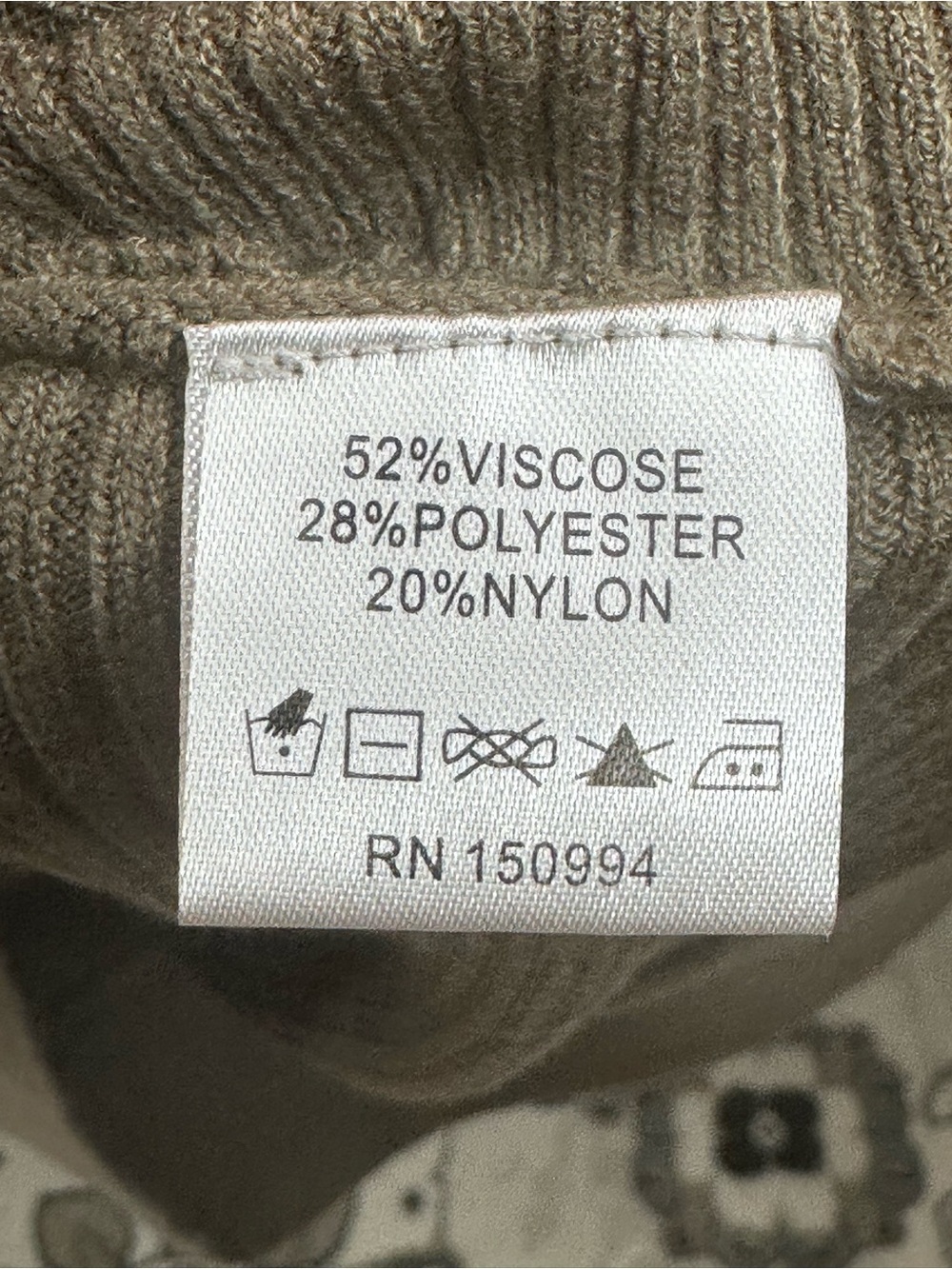 Belldini Olive Crewneck Sweater with Gold Shoulder Buttons, size XL, NWT - Picture 5 of 6